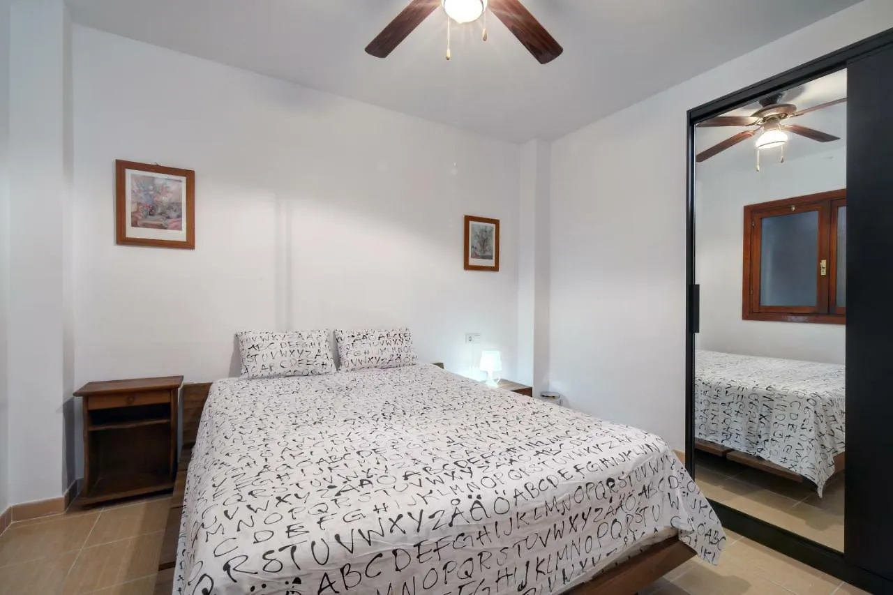 Victoria Apartment Εστεπόνα